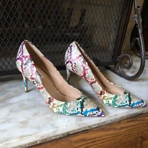 NWT, Steve Madden Multi-Color Snakeskin Print Pumps, Women's Size 9M